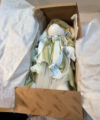 Bunnies by the Bay 1990s Quinn w/Orig Box & Tag 18″ Tall Vintage Rare Excellent!