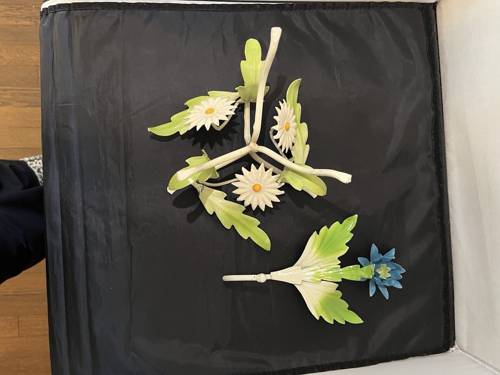 Vintage Toleware Metal Flower Wall Hook 8″ Blue Flower and Daisy Candle Holder.