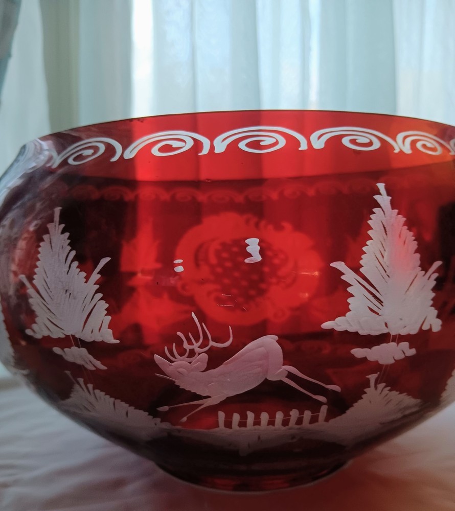 EGERMANN DEER & CASTLE RED CLASSIC CRYSTAL BOWL
