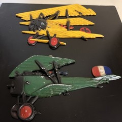 1975 – SEXTON Homco Airplanes Cast Metal Wall Art Decor Set of 2 Planes Vintage