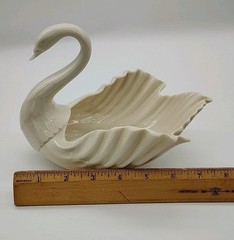 Lenox Porcelain Swan Figurine Candy or Trinket Vintage Ivory Medium 6.5”x 8.5”