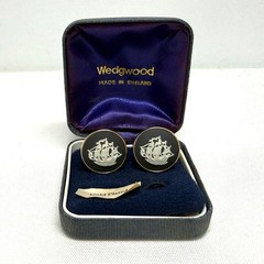 Wedgwood Gold Plated Cufflinks Made in England Excellent Condition