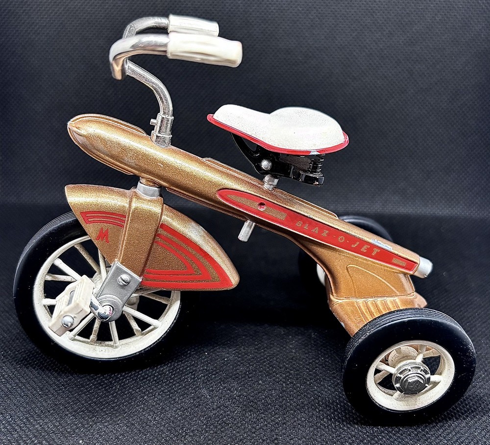 Hallmark Kiddie Car Classics Murray 1960 Blaz O Jet Sidewalk Cruisers Tricycle