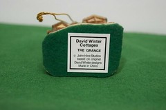David Winter The Grange Ornament. In excellent condition and in original box.