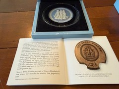 2018 Wedgwood Blue Jasperware 5 Pound Coin The Three Graces Ltd Ed 449 COA Box