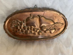 Vintage Copper Mold with Hanger 12 x 6 in Fruit Pattern