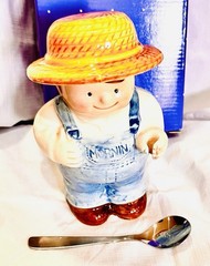 Avon ~ FRIENDLY FARMER COFFEE CADDY w/Stainless Steel Spoon NOS in BOX Vintage