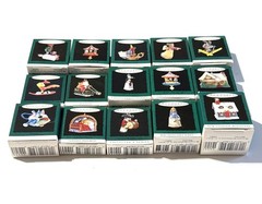 15 Vintage Hallmark Christmas Tree Miniature Adorable Ornaments Un-Used. Ex Cond