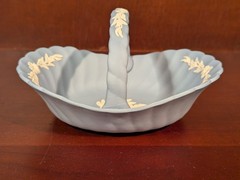 Wedgwood Jasperware Light Blue Thistle Basket 5.75″ x 4.25″ x 3.25″ England
