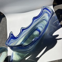 Sooner Swan Murano Style Hand Blown Art Glass Bowl Cobalt Blue Swirl 16”x4”x6”