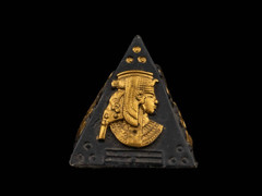 Authentic Ancient Egyptian Gilded Steatite Pyramid Figurine Scarab & Queen BC