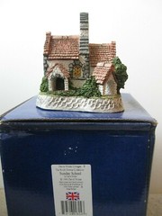 David Winter Sunday School In original box.