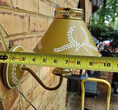 Vtg Toleware Tole Ware Mustard Yellow White Portable Wall Lamp Sconce Working