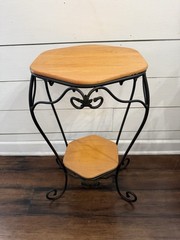 VTG Longaberger Wrought Iron Generations Plant Stand Woodcraft Side Table
