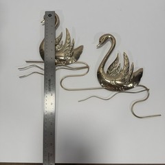 2 Swan Birds Swimming- Metal Wall Hanging Art Home Decor Swag – 15×12”
