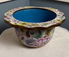 Vintage Cloisonne Chinese Floral Scallop Fluted Bowl Enamel Brass – Mid Century