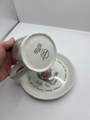 Wedgwood of Etruria Peter Rabbit 10oz Milk Jug Pitcher Child’s Plate Porcelain
