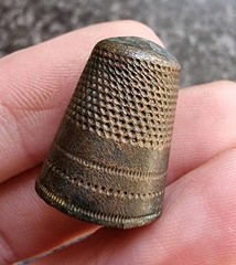 Post Medieval / Georgian Thimble Antique Metal Detecting Find 21x16mm (48)