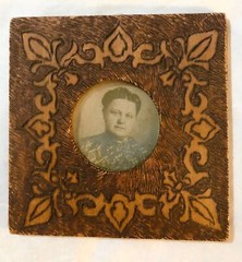 Antique Thistle Picture Frame Oval Pyrography Wood Folk Art Celtic Scottish Vtg