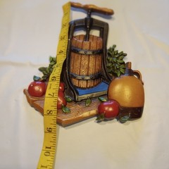 Vintage 1978 HOMCO 1270 BX Cast Aluminum Wall Decor Plaque Apple Press Cider Jar