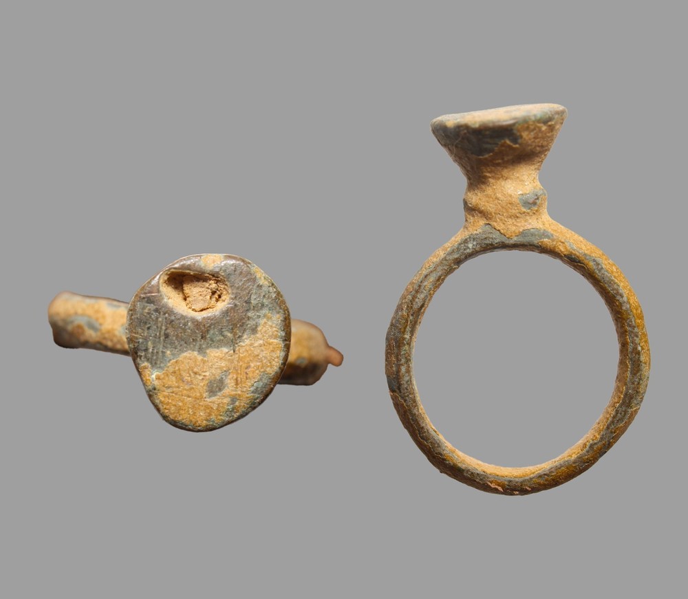Ancient Near Eastern Magical Ring Bronze Ritual Signet 2.5 Size Authentic COA