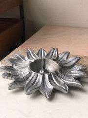 Lovely Vintage or Antique Sunflower Rosette – Cast Metal, architectural salvage