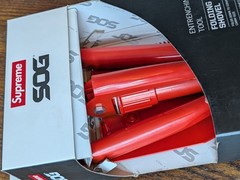 Supreme x SOG Folding Shovel Red Entrenching Tool Collapsible Brand New FW17