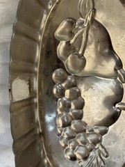 Vintage Copper Mold with Hanger 12 x 6 in Fruit Pattern