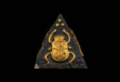 Authentic Ancient Egyptian Gilded Steatite Pyramid Figurine Scarab & Queen BC