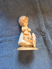 1980 Enesco All The Lord’s Children E-4858 Girl Baby Lamb Figure