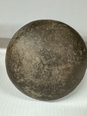 NICELY ENGRAVED PRE-COLUMBIAN INCA ARYBALLOS EFFIGY POTTERY BOTTLE / JAR, MEXICO