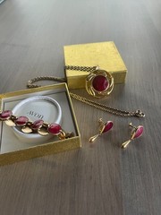 Vintage Avon Early 70’s Presidents Club Goldtone Gift Set