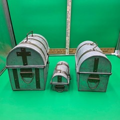 Vintage Unbranded Set of 3 Nesting “Treasure” Chests Made in India