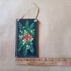 Set Of 2 Folk Art Hand Painted Decorative Wood Wall Hanging Floral Motif