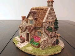 Lilliput Lane Village Shops Penny Sweets Cottage Exc. Condition with Deed