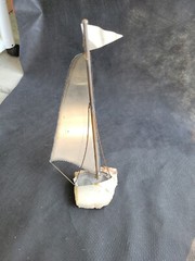 DeMott Vintage Metal Sailboat Sculpture Onyx base 15″ Signed Mirrored Finish