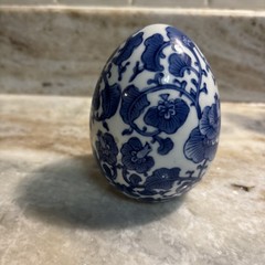 Blue & White Chinese Chinoiserie Lotus Blossom Egg 4.25”