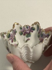 Vintage Unbranded Violet 3 Footed Candy Nut Dish Gold-Copper Tone Rim And Feet