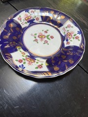 Gaudy Welsh flower plate w copper luster details cobalt blue 8 1/2” D