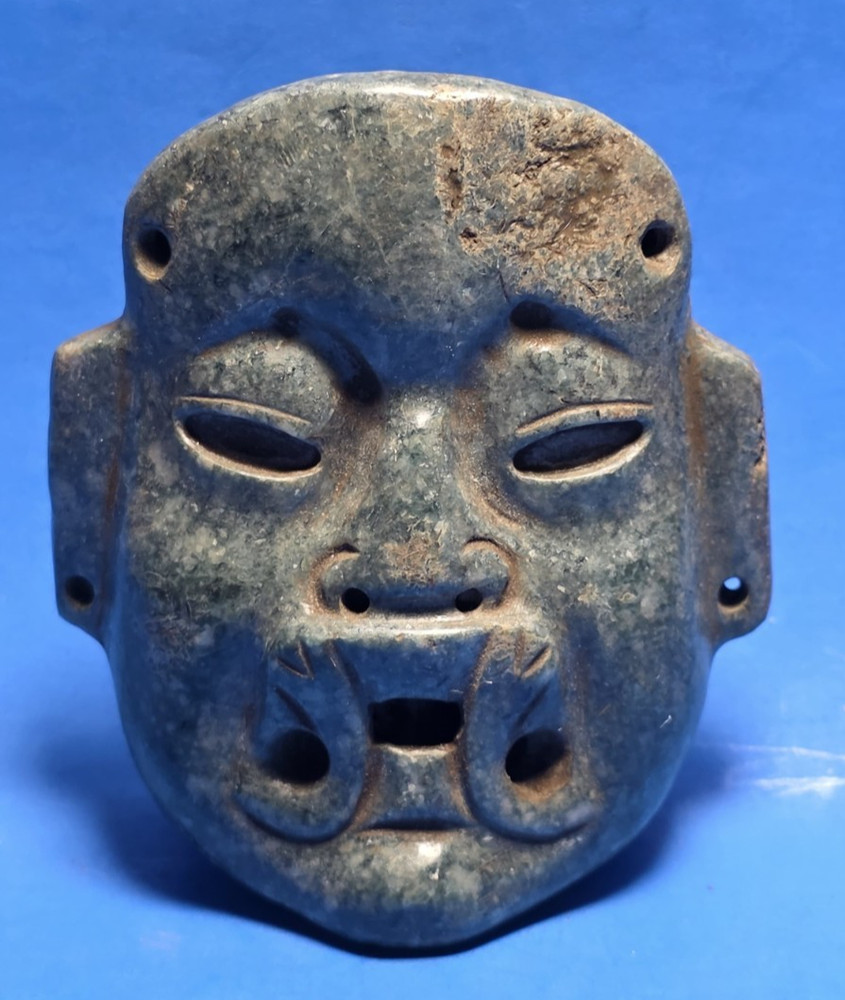 PRE-COLUMBIAN OLMEC JADE JAGUAR TRANSFORMATION FACE PENDANT