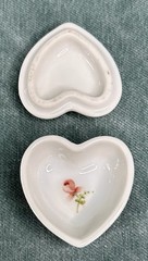 Vintage Porcelain Trinket Box Heart Set Miniatures Ashtrays Hand Painted Signed
