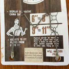 Vintage Adjustable Plate Hanger in Original Packaging Fits 6″ to 11″ NOS