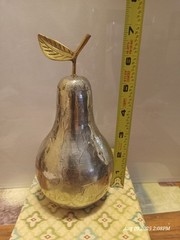 Tozai Home Tin Wrapped Textued Pear Brass Stem And Leaf Silver Tone W/nails