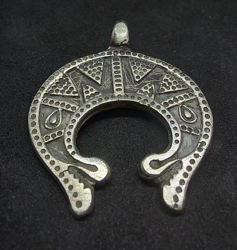 Ancient silver Crescent 1st – 2nd century AD