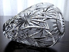GORGEOUS VINTAGE 1950’s VAL St. LAMBERT CLEAR CUT HOBSTAR HEAVY CRYSTAL VASE