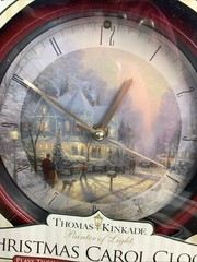 Thomas Kinkade Christmas Carol Clock Plays 12 Traditional Christmas Carols