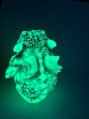 Harmony Kingdom Ar Neil Eyre Designs Halloween glow in dark Gargoyle Troll large