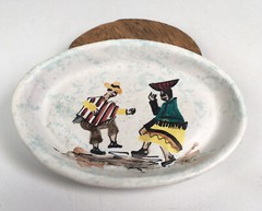 Hand Painted Trinket Dish Lima Peru Man Woman Traditional Dress Oval 5”