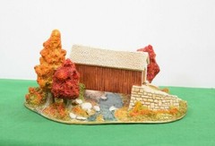 Lilliput Lane Collectibles Covered Memories Mint in original box.