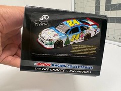 Jeff Gordon #24 Sam Bass Holiday 2011 Impala 1:24 Lionel Diecast